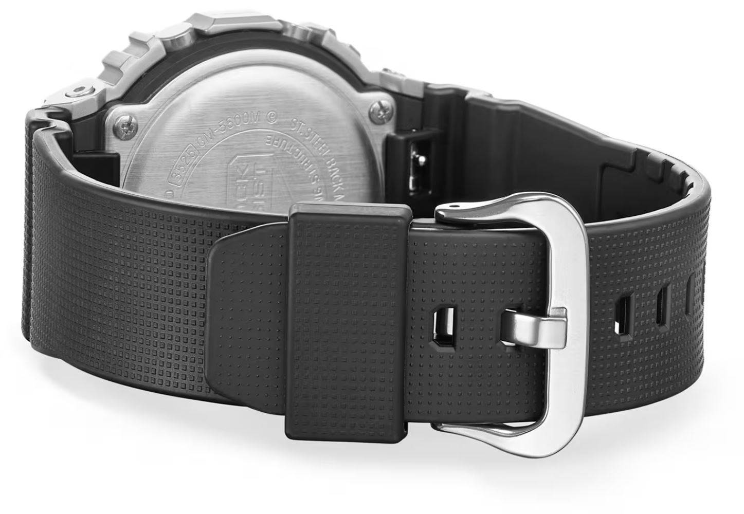 Casio GM-5600M-1DR metalik bezel unisex kol saati